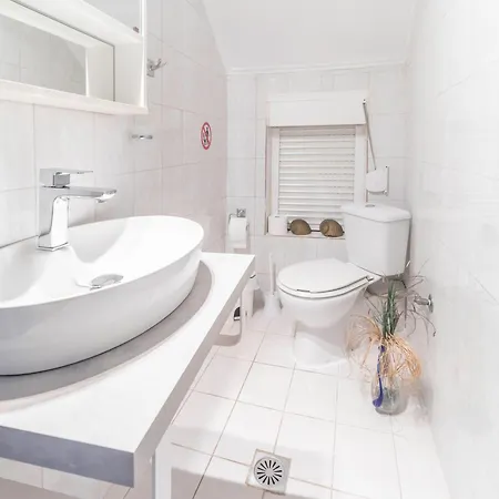 Apartamento Properstay 110 - George's Polychrono